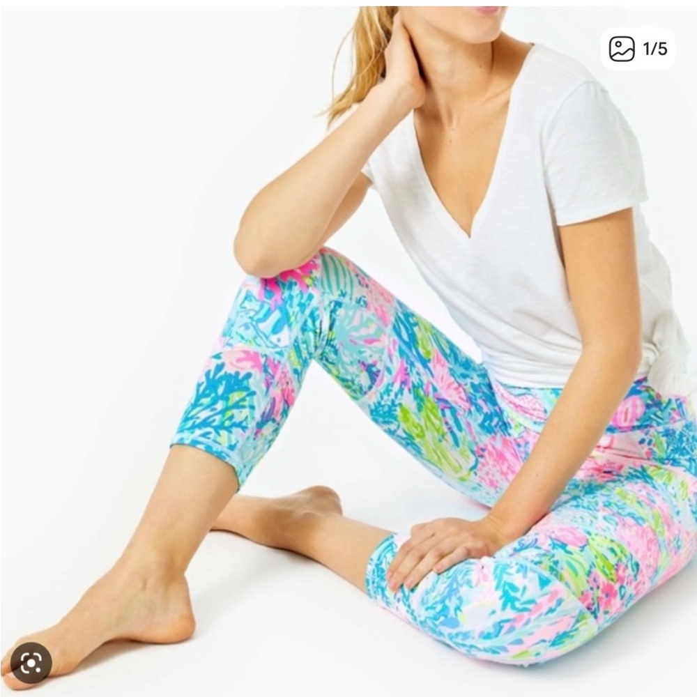 Lilly Pulitzer Fished my wish Luxletic  Leggings - Picture 2 of 6